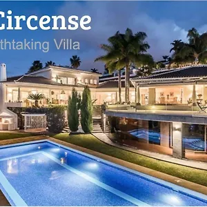 Villa Circense